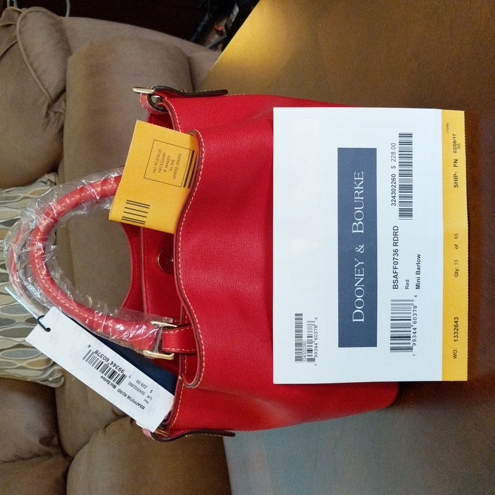 NWT Dooney & Bourke Mini Barlow (** NO STRAP **)